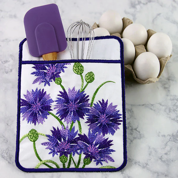 Textured Bachelor Button Potholder (In-the-Hoop) - Image 7