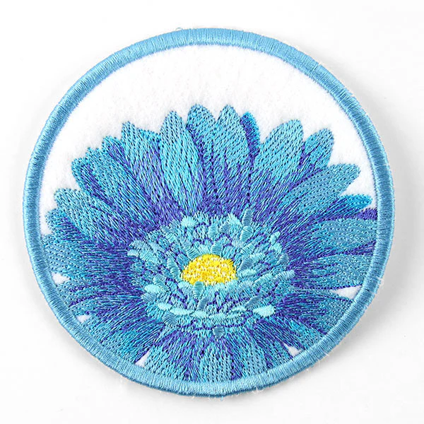 True Beauty Gerbera Daisy Coaster (In-the-Hoop) - Image 2