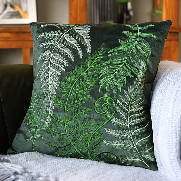 Wavy Whitework Feather Fern - Image 2
