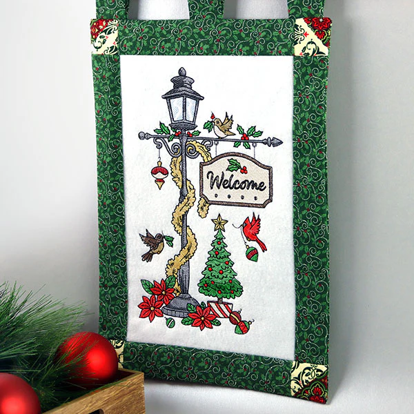 Welcome Christmas Lamppost - Image 8