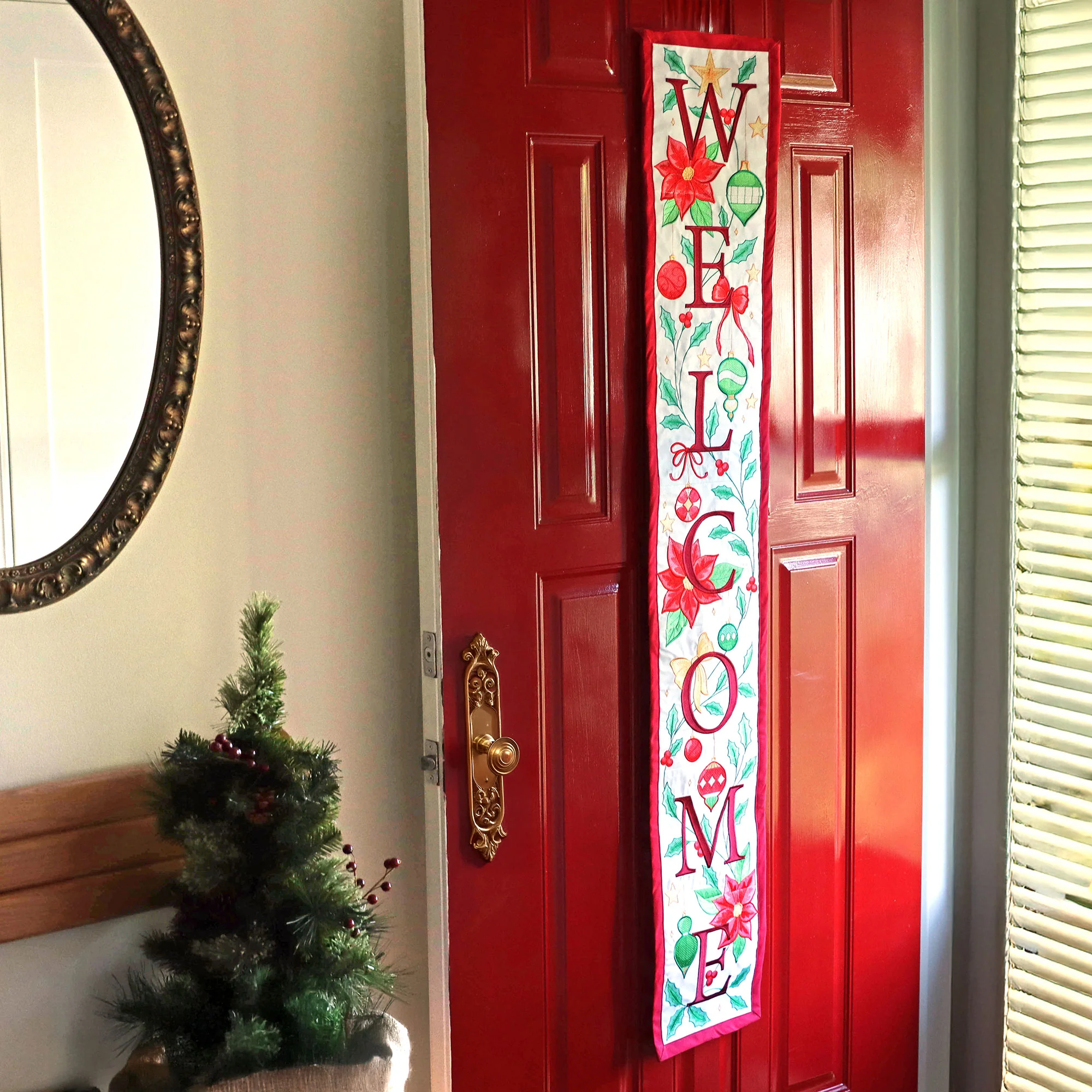 Multi-Piece Christmas Welcome Sign - Image 20