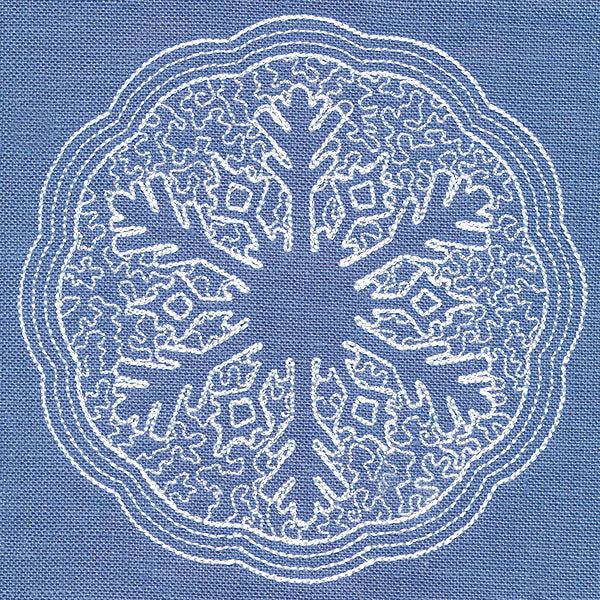 Winter Charm Snowflake (Trapunto) - Image 4
